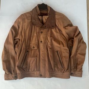 Wilson Adventure Bound Men’s Leather Jacket: Size L